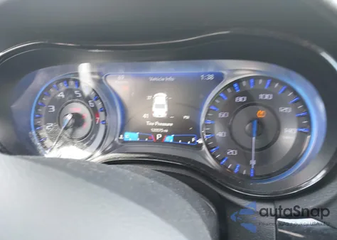 2017 Chrysler 300 300S z USA, uszkodzony, nr VIN 2C3CCABG4HH593569